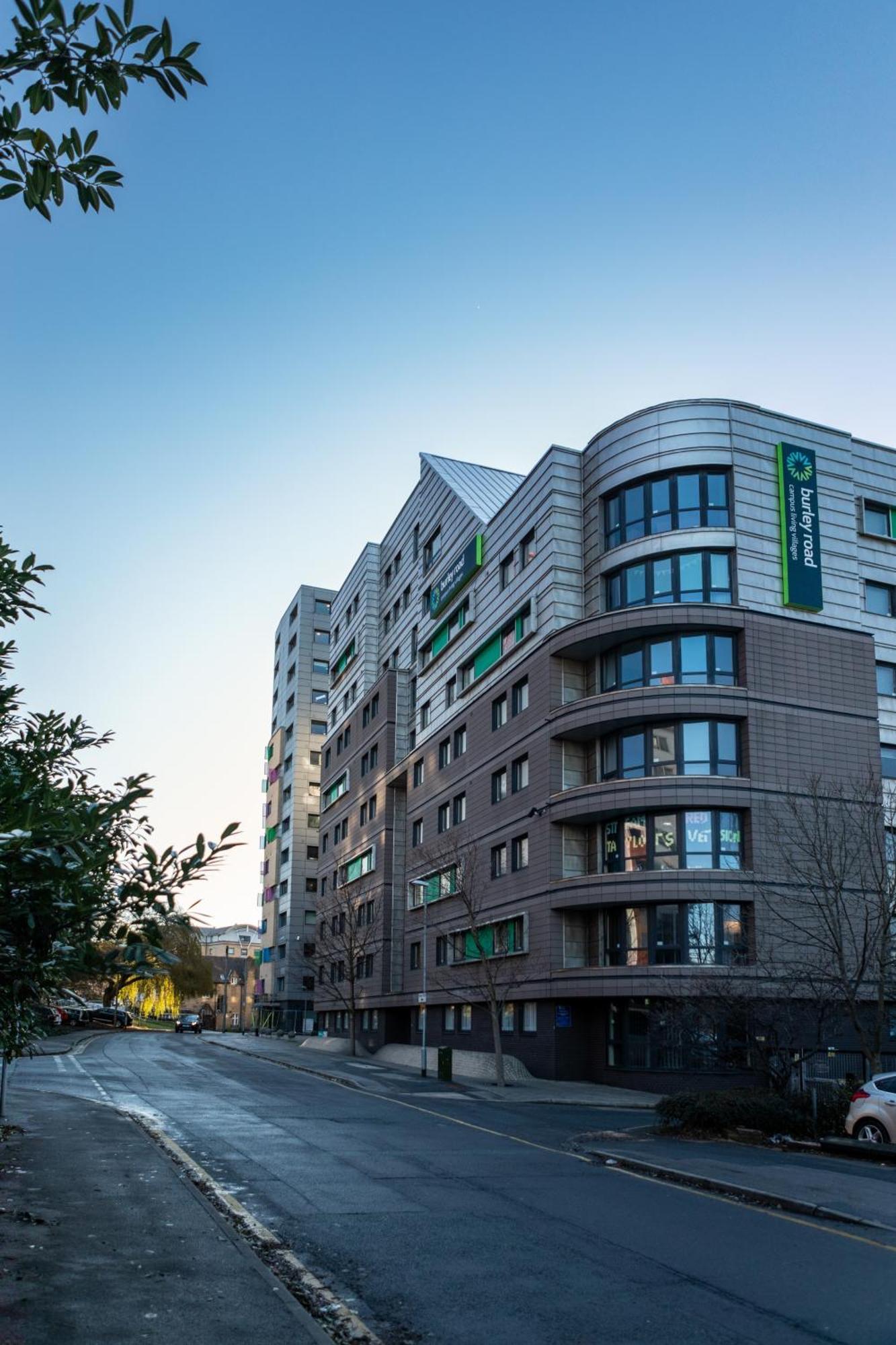 Burley Road Aparthotel *